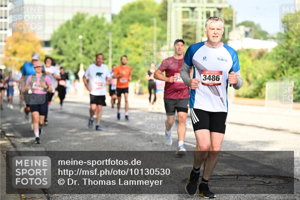 06.09.2026 - CURREX Alsterlauf Dr. Thomas Lammeyer http://msf.ph/oto/10130530 06.09.2026 09:53:00 Laufen 3486 meine-sportfotos.de