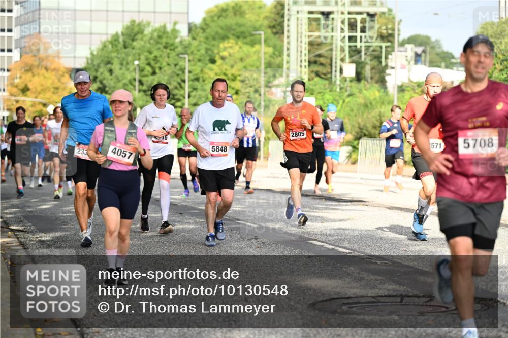 06.09.2026 - CURREX Alsterlauf Dr. Thomas Lammeyer http://msf.ph/oto/10130548 06.09.2026 09:53:02 Laufen 233, 4057, 5848, 2805, 571, 5708 meine-sportfotos.de