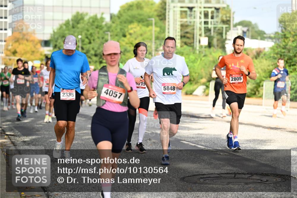 06.09.2026 - CURREX Alsterlauf Dr. Thomas Lammeyer http://msf.ph/oto/10130564 06.09.2026 09:53:03 Laufen 4057, 2338, 15, 2805, 5848 meine-sportfotos.de