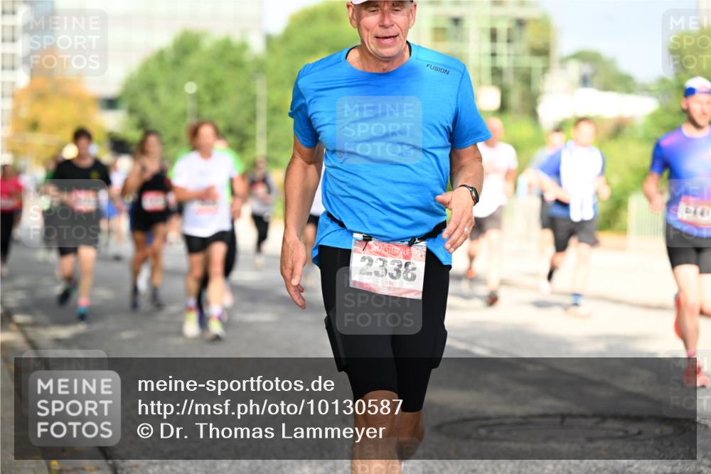 06.09.2026 - CURREX Alsterlauf Dr. Thomas Lammeyer http://msf.ph/oto/10130587 06.09.2026 09:53:06 Laufen 2338 meine-sportfotos.de