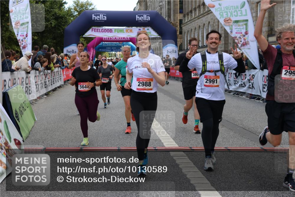 06.09.2026 - CURREX Alsterlauf Strokosch-Dieckow http://msf.ph/oto/10130589 06.09.2026 10:04:35 Ziel 2303, 2581, 2988, 2991, 2993, 3435, 3696, 3807, 4052, 4179, 4431, 4744, 4768, 5071, 5644, 5718, 5767, 6063 meine-sportfotos.de