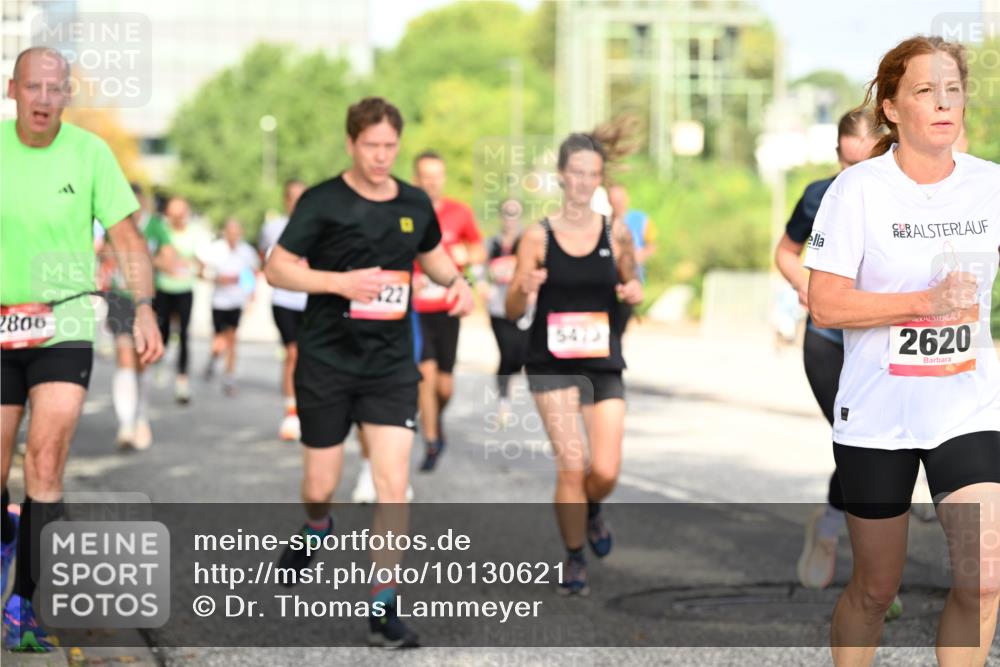 06.09.2026 - CURREX Alsterlauf Dr. Thomas Lammeyer http://msf.ph/oto/10130621 06.09.2026 09:53:09 Laufen 2806, 5473, 2620 meine-sportfotos.de