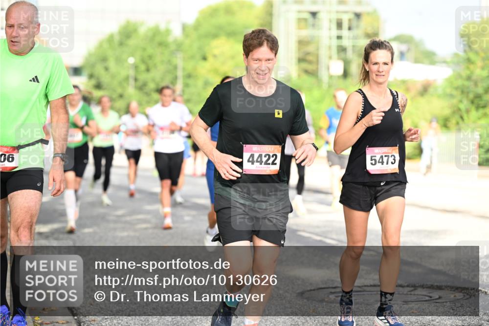 06.09.2026 - CURREX Alsterlauf Dr. Thomas Lammeyer http://msf.ph/oto/10130626 06.09.2026 09:53:10 Laufen 06, 4422, 5473 meine-sportfotos.de
