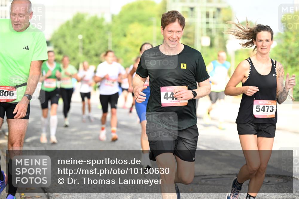 06.09.2026 - CURREX Alsterlauf Dr. Thomas Lammeyer http://msf.ph/oto/10130630 06.09.2026 09:53:11 Laufen 11, 806, 442, 5473 meine-sportfotos.de