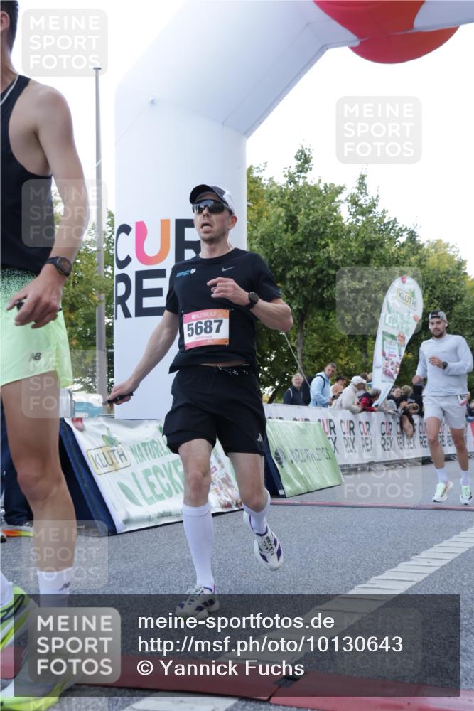 06.09.2026 - CURREX Alsterlauf Yannick Fuchs http://msf.ph/oto/10130643 06.09.2026 09:38:26 Ziel 2378, 4160, 4614, 4983, 5687, 5727, 6101, 6133 meine-sportfotos.de