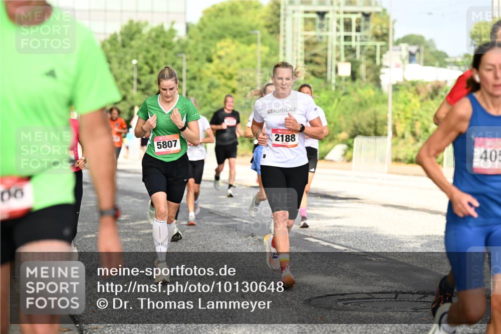 06.09.2026 - CURREX Alsterlauf Dr. Thomas Lammeyer http://msf.ph/oto/10130648 06.09.2026 09:53:12 Laufen 06, 5807, 2188, 405 meine-sportfotos.de