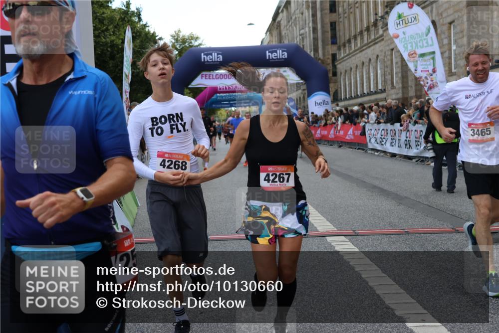 06.09.2026 - CURREX Alsterlauf Strokosch-Dieckow http://msf.ph/oto/10130660 06.09.2026 09:51:48 Ziel 2542, 3041, 3202, 3465, 4200, 4267, 4268, 4427, 4667, 4729, 5621, 6023, 6405, 6453, 8332 meine-sportfotos.de