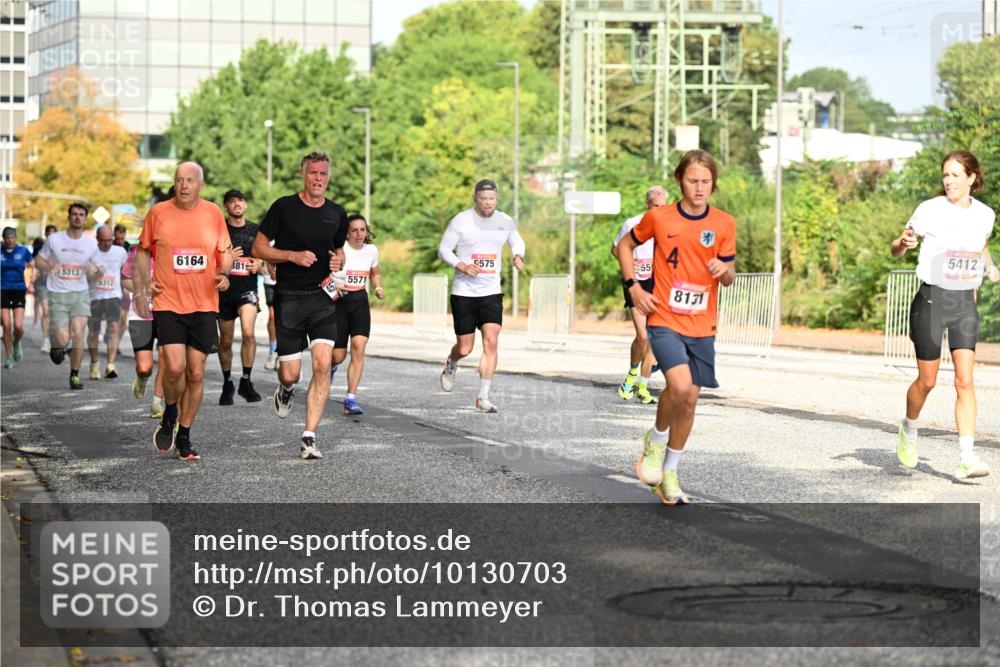 06.09.2026 - CURREX Alsterlauf Dr. Thomas Lammeyer http://msf.ph/oto/10130703 06.09.2026 09:53:18 Laufen 5313, 5312, 6164, 5575, 55, 381, 5571, 8131, 5412 meine-sportfotos.de