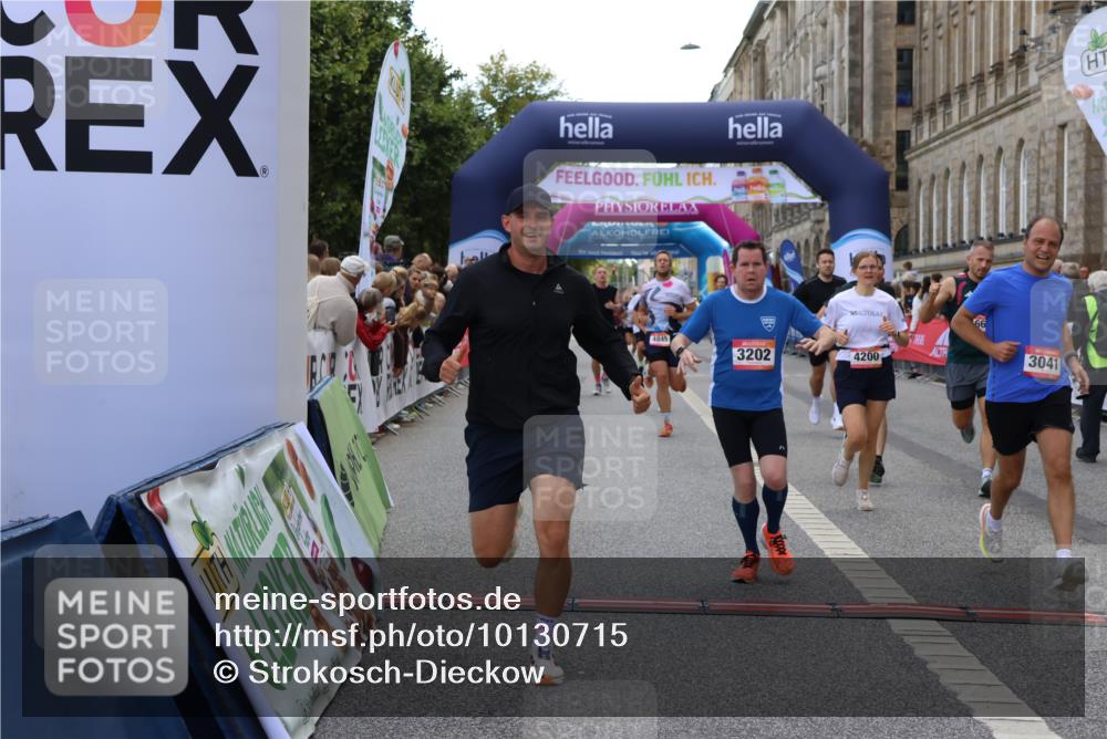 06.09.2026 - CURREX Alsterlauf Strokosch-Dieckow http://msf.ph/oto/10130715 06.09.2026 09:51:52 Ziel 2002, 2542, 3041, 3202, 3465, 4200, 4267, 4268, 4332, 4333, 4667, 4845, 5621, 5882, 6023 meine-sportfotos.de