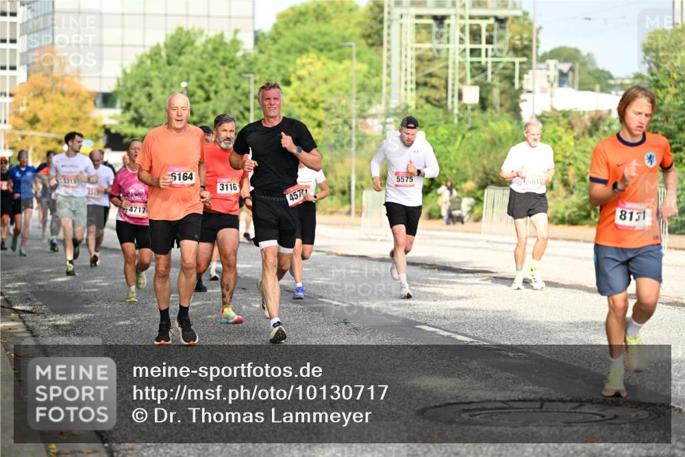 06.09.2026 - CURREX Alsterlauf Dr. Thomas Lammeyer http://msf.ph/oto/10130717 06.09.2026 09:53:19 Laufen 3319, 4717, 164, 3116, 45777, 5575, 5591, 8131 meine-sportfotos.de
