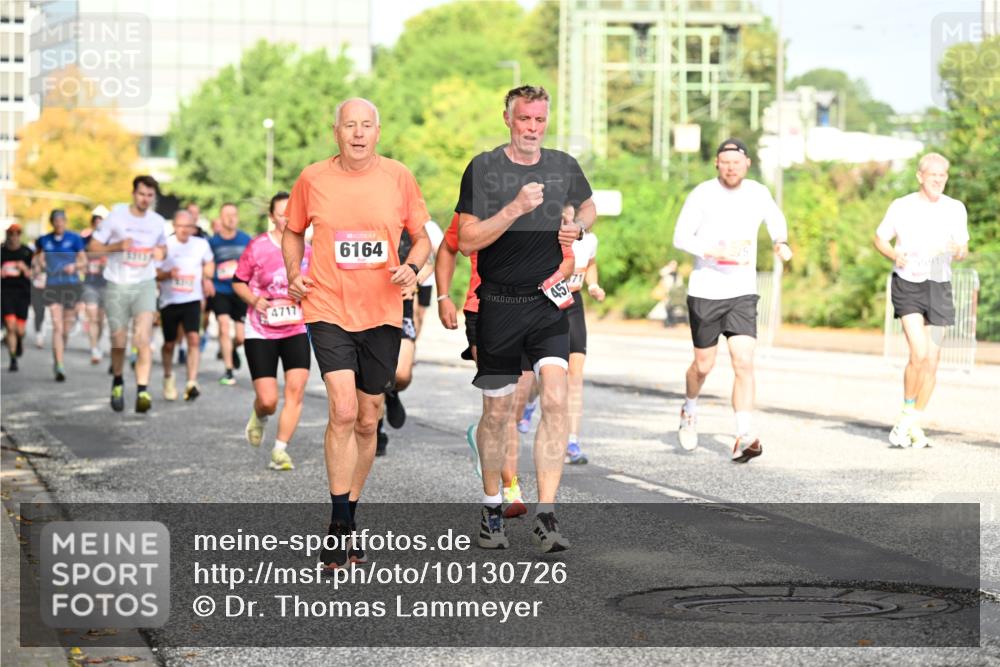 06.09.2026 - CURREX Alsterlauf Dr. Thomas Lammeyer http://msf.ph/oto/10130726 06.09.2026 09:53:20 Laufen 4717, 6164, 457 meine-sportfotos.de