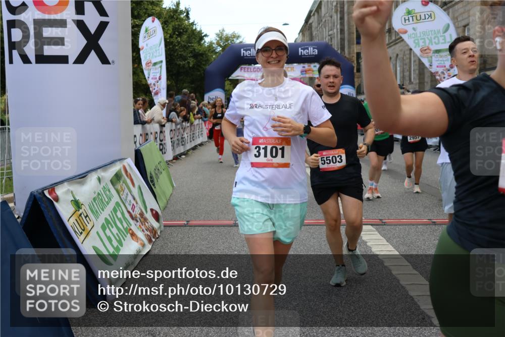 06.09.2026 - CURREX Alsterlauf Strokosch-Dieckow http://msf.ph/oto/10130729 06.09.2026 10:04:42 Ziel 2074, 2121, 2203, 2357, 2583, 2658, 2957, 3004, 3005, 3101, 3451, 3807, 4052, 4181, 4413, 4415, 4431, 4516, 4744, 4874, 5071, 5275, 5503, 5504, 5566, 5576, 5644, 5767, 6063, 8237 meine-sportfotos.de