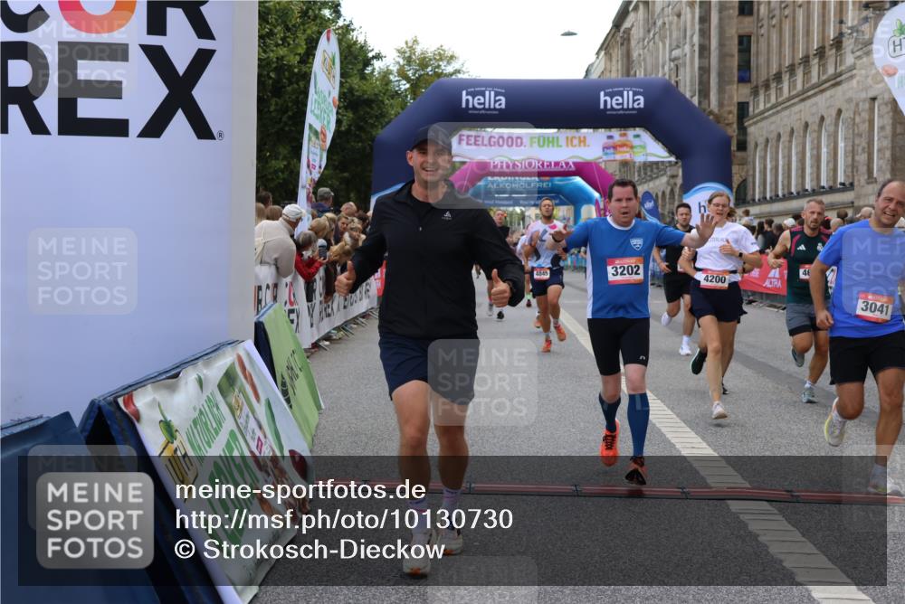 06.09.2026 - CURREX Alsterlauf Strokosch-Dieckow http://msf.ph/oto/10130730 06.09.2026 09:51:52 Ziel 2002, 2542, 3041, 3202, 3465, 4200, 4267, 4268, 4332, 4333, 4667, 4845, 5621, 5882, 6023 meine-sportfotos.de