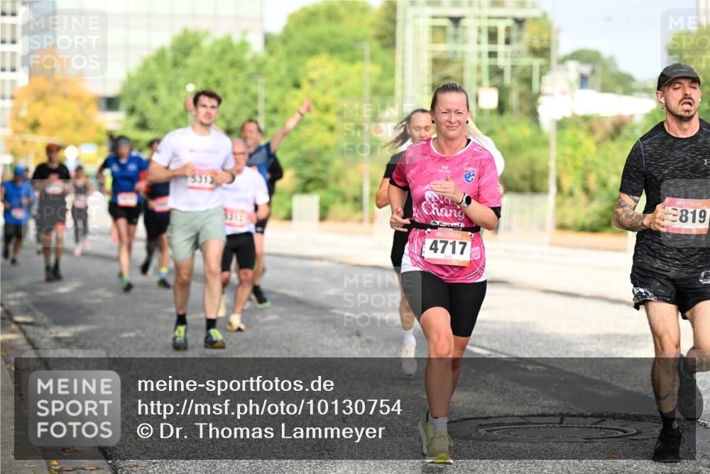 06.09.2026 - CURREX Alsterlauf Dr. Thomas Lammeyer http://msf.ph/oto/10130754 06.09.2026 09:53:23 Laufen 4717, 819 meine-sportfotos.de