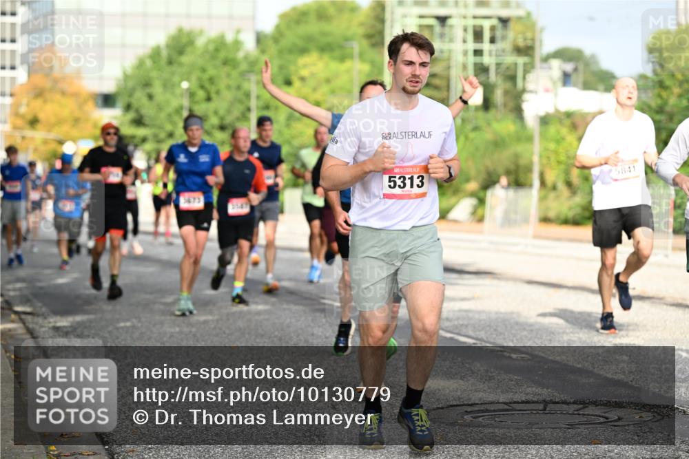 06.09.2026 - CURREX Alsterlauf Dr. Thomas Lammeyer http://msf.ph/oto/10130779 06.09.2026 09:53:25 Laufen 3675, 5313, 5841 meine-sportfotos.de