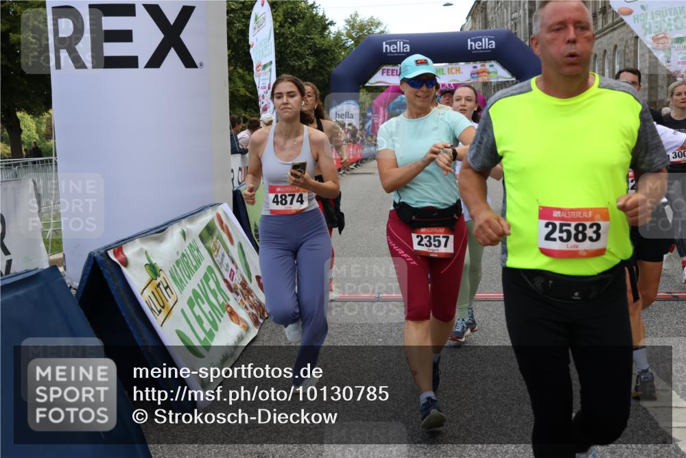 06.09.2026 - CURREX Alsterlauf Strokosch-Dieckow http://msf.ph/oto/10130785 06.09.2026 10:04:46 Ziel 2074, 2121, 2133, 2203, 2278, 2357, 2583, 2658, 2776, 2957, 3004, 3005, 3101, 3109, 3451, 4181, 4413, 4415, 4516, 4744, 4874, 5275, 5503, 5504, 5566, 5568, 5576, 5767, 8237 meine-sportfotos.de