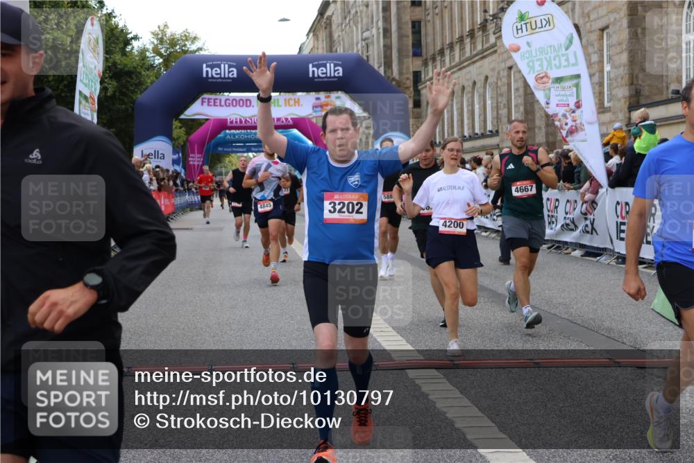 06.09.2026 - CURREX Alsterlauf Strokosch-Dieckow http://msf.ph/oto/10130797 06.09.2026 09:51:53 Ziel 2002, 2719, 3041, 3202, 3465, 4200, 4267, 4268, 4332, 4333, 4667, 4742, 4845, 5621, 5882, 6023 meine-sportfotos.de