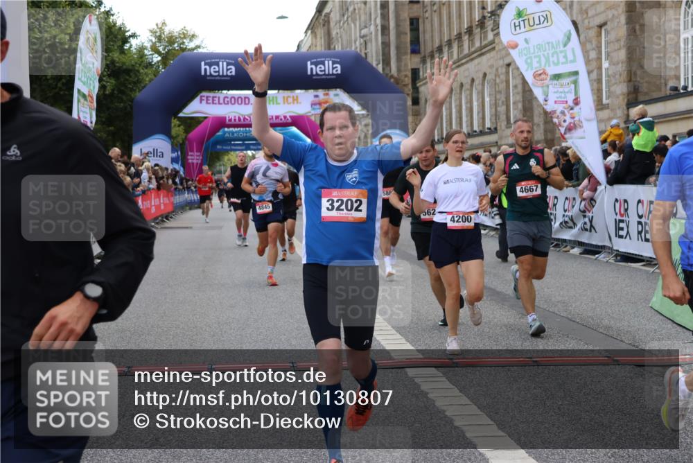 06.09.2026 - CURREX Alsterlauf Strokosch-Dieckow http://msf.ph/oto/10130807 06.09.2026 09:51:53 Ziel 2002, 2719, 3041, 3202, 3465, 4200, 4267, 4268, 4332, 4333, 4667, 4742, 4845, 5621, 5882, 6023 meine-sportfotos.de