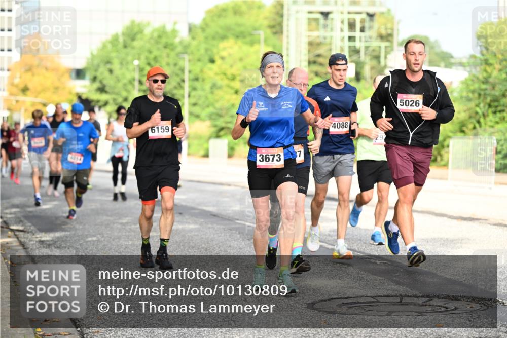 06.09.2026 - CURREX Alsterlauf Dr. Thomas Lammeyer http://msf.ph/oto/10130809 06.09.2026 09:53:28 Laufen 4014, 6159, 3673, 4088, 5026 meine-sportfotos.de