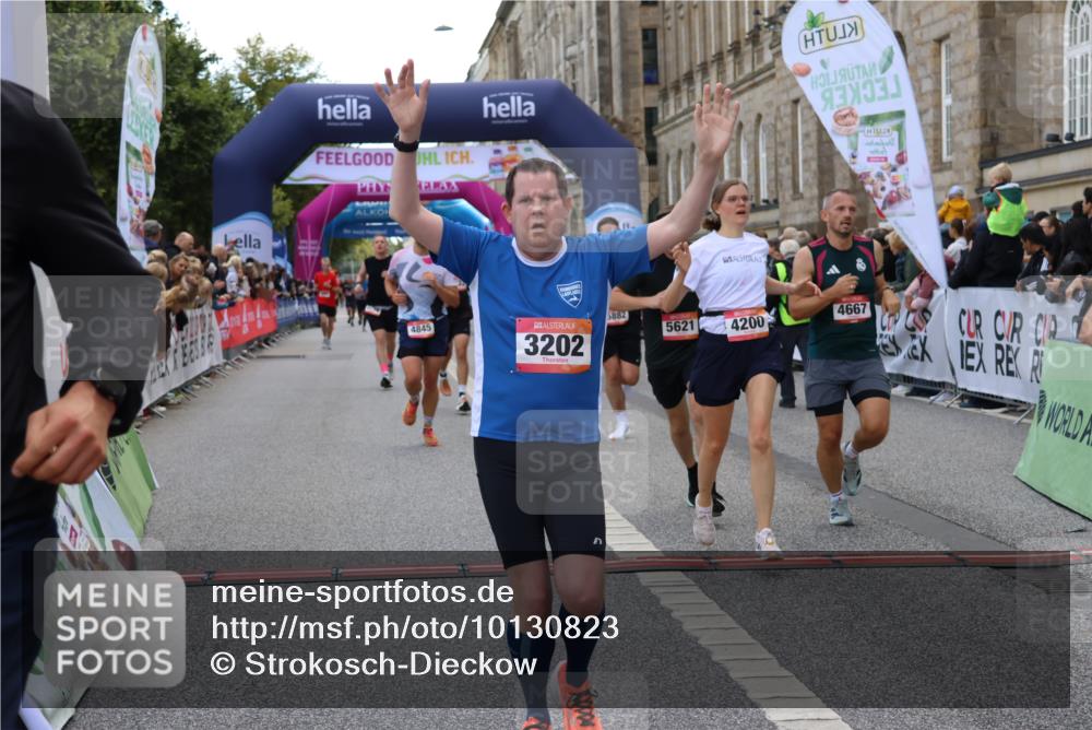 06.09.2026 - CURREX Alsterlauf Strokosch-Dieckow http://msf.ph/oto/10130823 06.09.2026 09:51:53 Ziel 2002, 2719, 3041, 3202, 3465, 4200, 4267, 4268, 4332, 4333, 4667, 4742, 4845, 5621, 5882, 6023 meine-sportfotos.de