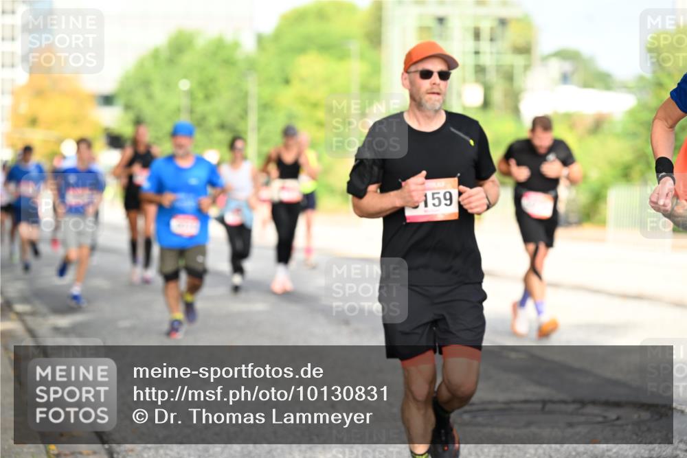 06.09.2026 - CURREX Alsterlauf Dr. Thomas Lammeyer http://msf.ph/oto/10130831 06.09.2026 09:53:30 Laufen 159 meine-sportfotos.de