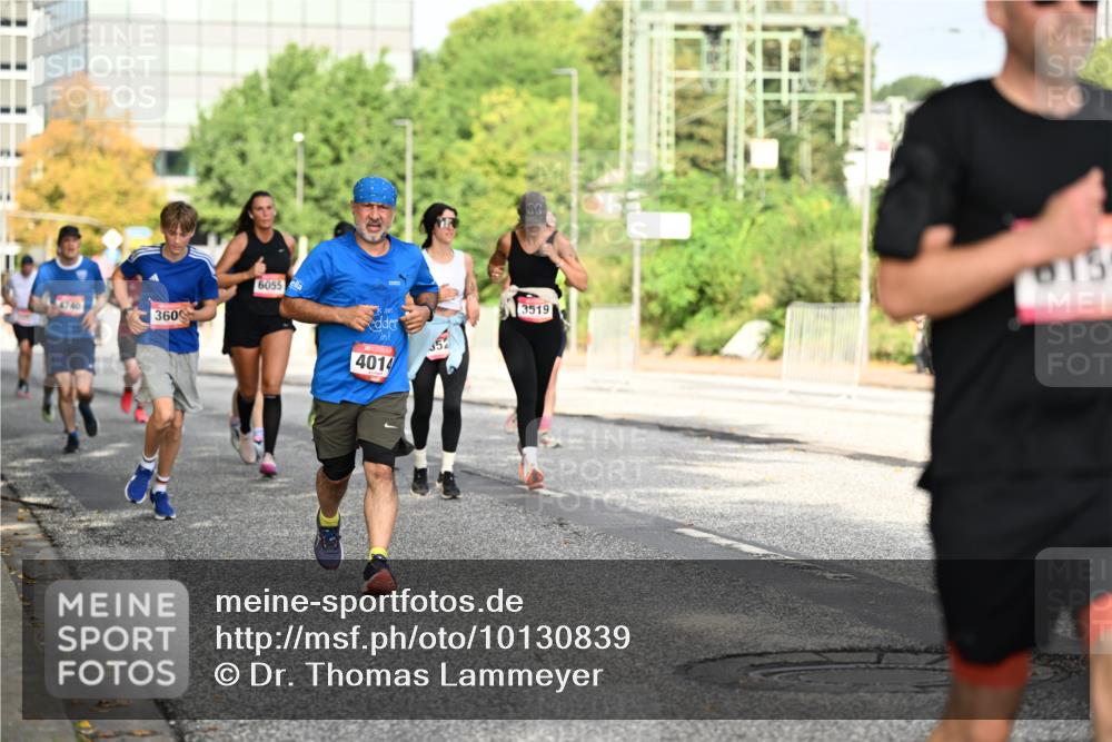 06.09.2026 - CURREX Alsterlauf Dr. Thomas Lammeyer http://msf.ph/oto/10130839 06.09.2026 09:53:30 Laufen 360, 6055, 4014, 3519, 015 meine-sportfotos.de