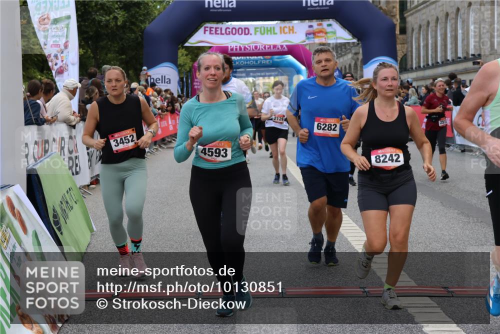 06.09.2026 - CURREX Alsterlauf Strokosch-Dieckow http://msf.ph/oto/10130851 06.09.2026 10:04:56 Ziel 2095, 2133, 2343, 2512, 2776, 3109, 3412, 3452, 3853, 3854, 3968, 4593, 4704, 4892, 5022, 5329, 6282, 8242 meine-sportfotos.de