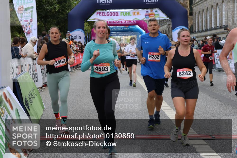 06.09.2026 - CURREX Alsterlauf Strokosch-Dieckow http://msf.ph/oto/10130859 06.09.2026 10:04:56 Ziel 2095, 2133, 2343, 2512, 2776, 3109, 3412, 3452, 3853, 3854, 3968, 4593, 4704, 4892, 5022, 5329, 6282, 8242 meine-sportfotos.de