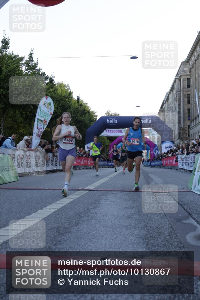 06.09.2026 - CURREX Alsterlauf Yannick Fuchs http://msf.ph/oto/10130867 06.09.2026 09:38:47 Ziel 2371, 3817, 5469, 5739, 5971, 6260, 6284, 8010, 8013 meine-sportfotos.de