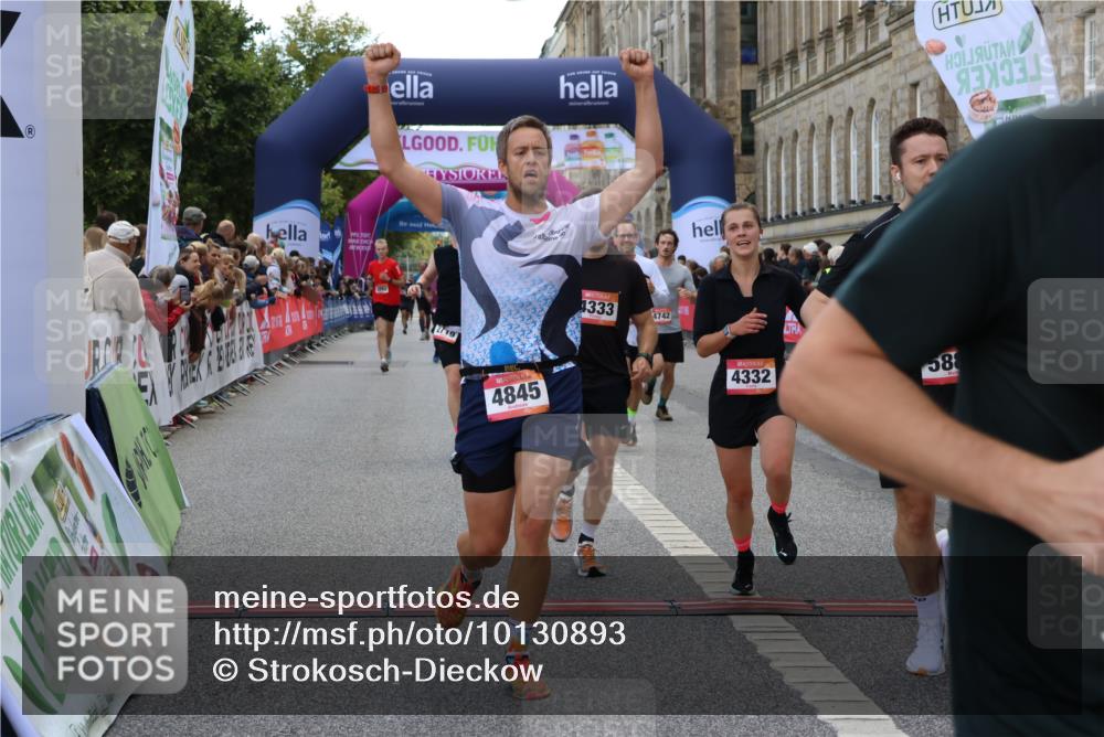 06.09.2026 - CURREX Alsterlauf Strokosch-Dieckow http://msf.ph/oto/10130893 06.09.2026 09:51:55 Ziel 2002, 2719, 3041, 3202, 4200, 4332, 4333, 4667, 4742, 4845, 5621, 5882, 6023 meine-sportfotos.de