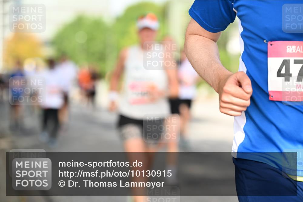 06.09.2026 - CURREX Alsterlauf Dr. Thomas Lammeyer http://msf.ph/oto/10130915 06.09.2026 09:53:39 Laufen 47 meine-sportfotos.de