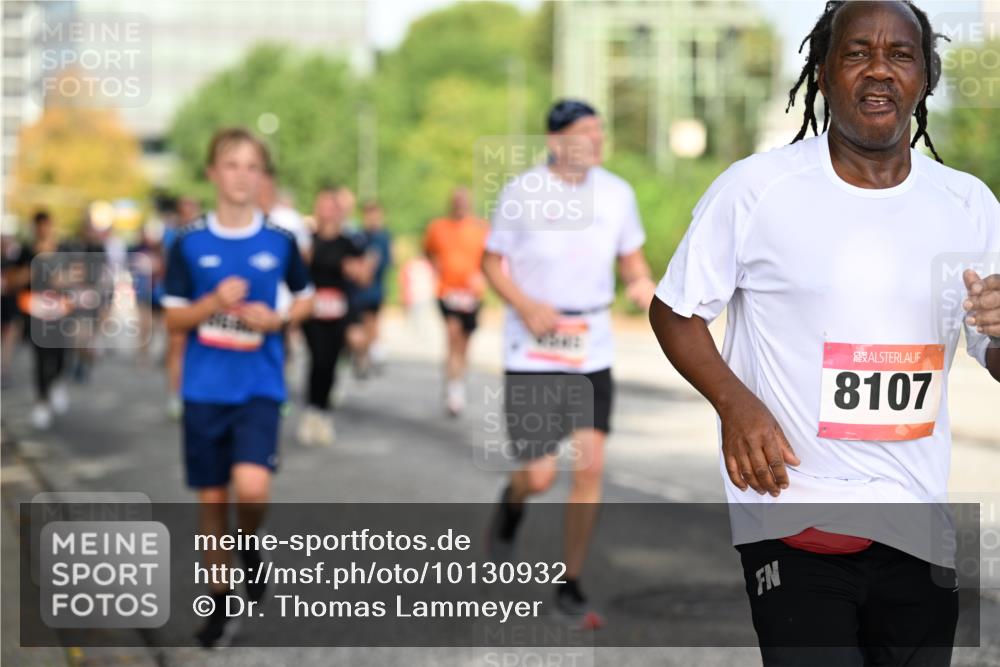 06.09.2026 - CURREX Alsterlauf Dr. Thomas Lammeyer http://msf.ph/oto/10130932 06.09.2026 09:53:43 Laufen 8107 meine-sportfotos.de
