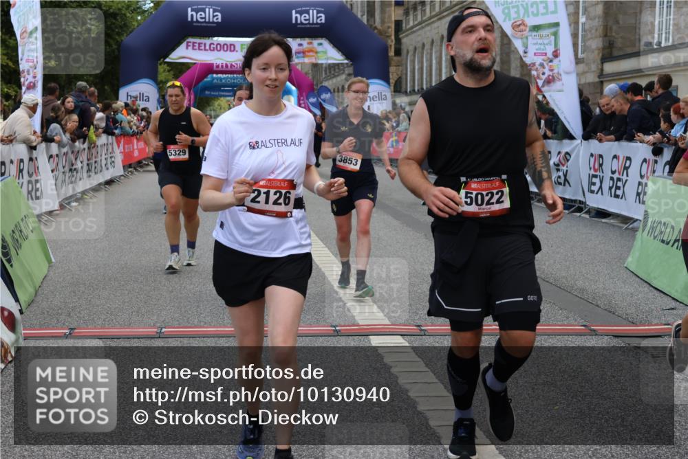 06.09.2026 - CURREX Alsterlauf Strokosch-Dieckow http://msf.ph/oto/10130940 06.09.2026 10:05:00 Ziel 2095, 2343, 2512, 2709, 3317, 3412, 3452, 3793, 3853, 3854, 3968, 4549, 4593, 4892, 5022, 5329, 5765, 6179, 6282, 8242, 8298 meine-sportfotos.de