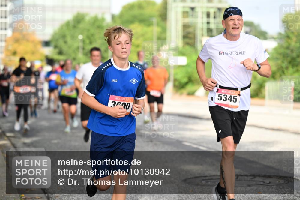06.09.2026 - CURREX Alsterlauf Dr. Thomas Lammeyer http://msf.ph/oto/10130942 06.09.2026 09:53:44 Laufen 3690, 5345 meine-sportfotos.de