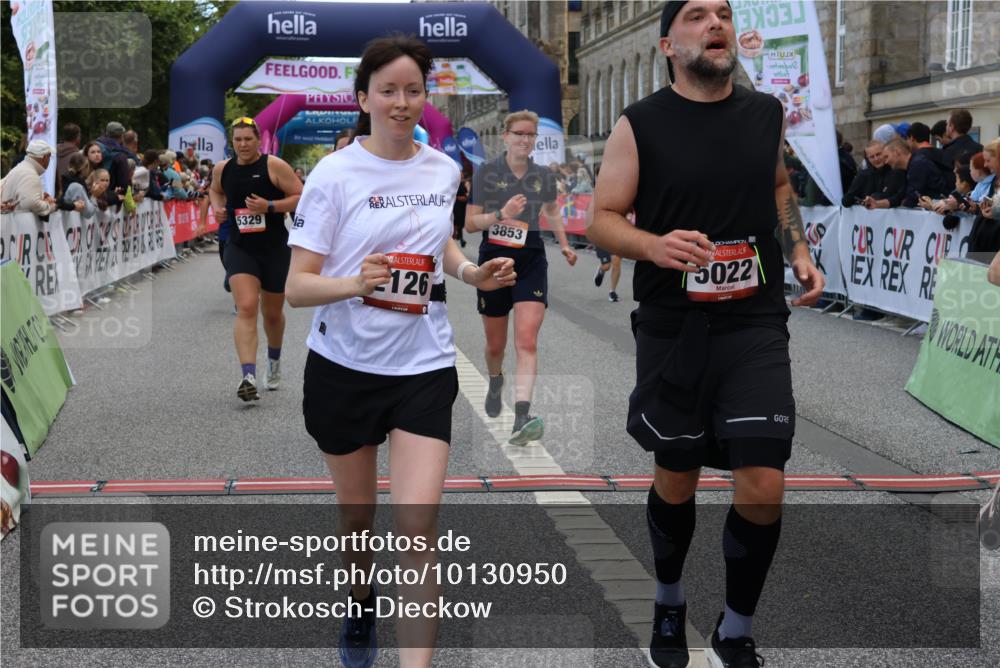 06.09.2026 - CURREX Alsterlauf Strokosch-Dieckow http://msf.ph/oto/10130950 06.09.2026 10:05:00 Ziel 2095, 2343, 2512, 2709, 3317, 3412, 3452, 3793, 3853, 3854, 3968, 4549, 4593, 4892, 5022, 5329, 5765, 6179, 6282, 8242, 8298 meine-sportfotos.de