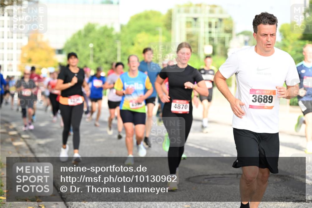 06.09.2026 - CURREX Alsterlauf Dr. Thomas Lammeyer http://msf.ph/oto/10130962 06.09.2026 09:53:47 Laufen 4870, 3689 meine-sportfotos.de
