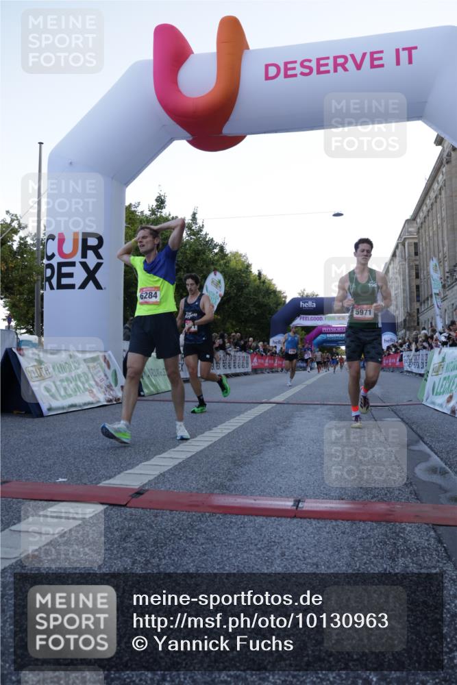 06.09.2026 - CURREX Alsterlauf Yannick Fuchs http://msf.ph/oto/10130963 06.09.2026 09:38:52 Ziel 2371, 5469, 5739, 5971, 6284, 6370, 8010, 8199 meine-sportfotos.de