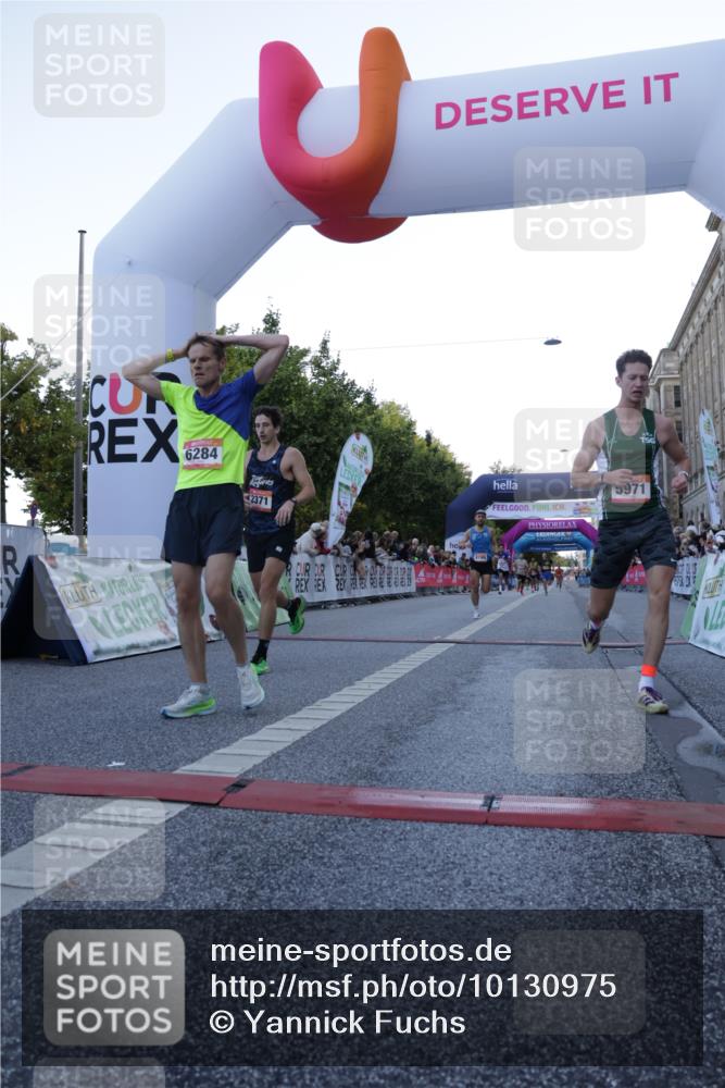 06.09.2026 - CURREX Alsterlauf Yannick Fuchs http://msf.ph/oto/10130975 06.09.2026 09:38:52 Ziel 2371, 5469, 5739, 5971, 6284, 6370, 8010, 8199 meine-sportfotos.de