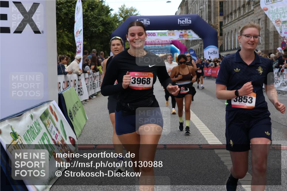 06.09.2026 - CURREX Alsterlauf Strokosch-Dieckow http://msf.ph/oto/10130988 06.09.2026 10:05:02 Ziel 2343, 2512, 2709, 3317, 3412, 3452, 3793, 3853, 3854, 3968, 4549, 4593, 4892, 5022, 5329, 5765, 6179, 6251, 6253, 6282, 8099, 8242, 8298 meine-sportfotos.de