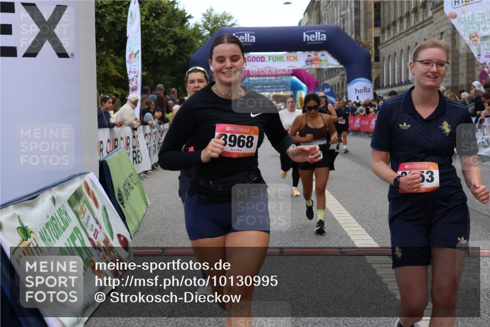06.09.2026 - CURREX Alsterlauf Strokosch-Dieckow http://msf.ph/oto/10130995 06.09.2026 10:05:02 Ziel 2343, 2512, 2709, 3317, 3412, 3452, 3793, 3853, 3854, 3968, 4549, 4593, 4892, 5022, 5329, 5765, 6179, 6251, 6253, 6282, 8099, 8242, 8298 meine-sportfotos.de