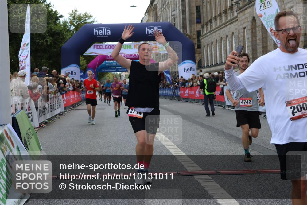 06.09.2026 - CURREX Alsterlauf Strokosch-Dieckow http://msf.ph/oto/10131011 06.09.2026 09:51:58 Ziel 2002, 2719, 3041, 3202, 4200, 4332, 4333, 4667, 4742, 4845, 5621, 5862, 5882, 6023, 6092, 6206, 8280 meine-sportfotos.de