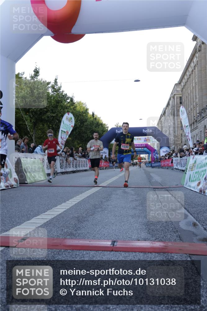 06.09.2026 - CURREX Alsterlauf Yannick Fuchs http://msf.ph/oto/10131038 06.09.2026 09:38:57 Ziel 2371, 2379, 2784, 5333, 5692, 5830, 5971, 6284, 6370, 8199 meine-sportfotos.de