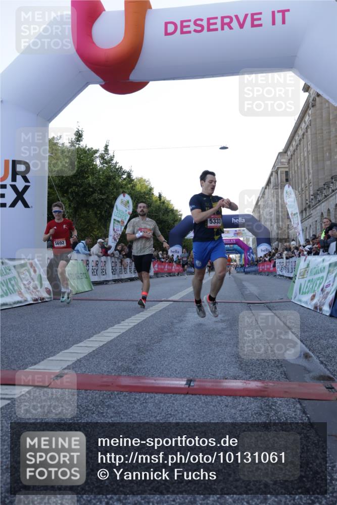 06.09.2026 - CURREX Alsterlauf Yannick Fuchs http://msf.ph/oto/10131061 06.09.2026 09:38:58 Ziel 2371, 2379, 2784, 4164, 5333, 5692, 5830, 5971, 6284, 6370, 8199 meine-sportfotos.de