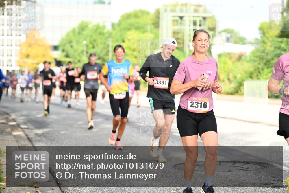 06.09.2026 - CURREX Alsterlauf Dr. Thomas Lammeyer http://msf.ph/oto/10131079 06.09.2026 09:53:58 Laufen 3881, 2316 meine-sportfotos.de