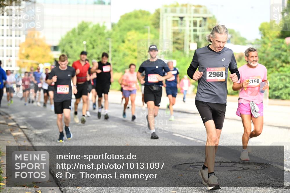 06.09.2026 - CURREX Alsterlauf Dr. Thomas Lammeyer http://msf.ph/oto/10131097 06.09.2026 09:54:01 Laufen 4224, 2966, 3198 meine-sportfotos.de