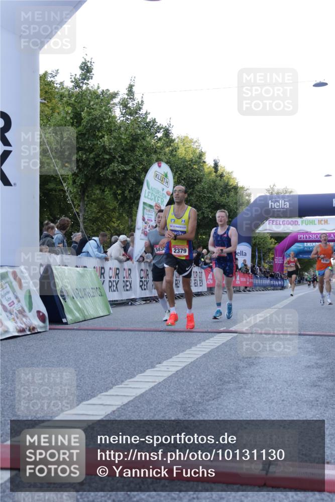 06.09.2026 - CURREX Alsterlauf Yannick Fuchs http://msf.ph/oto/10131130 06.09.2026 09:39:01 Ziel 2379, 2784, 4164, 4706, 5161, 5333, 5692, 5830, 6370, 8199 meine-sportfotos.de