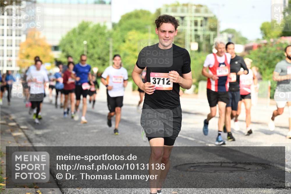 06.09.2026 - CURREX Alsterlauf Dr. Thomas Lammeyer http://msf.ph/oto/10131136 06.09.2026 09:54:07 Laufen 3712 meine-sportfotos.de