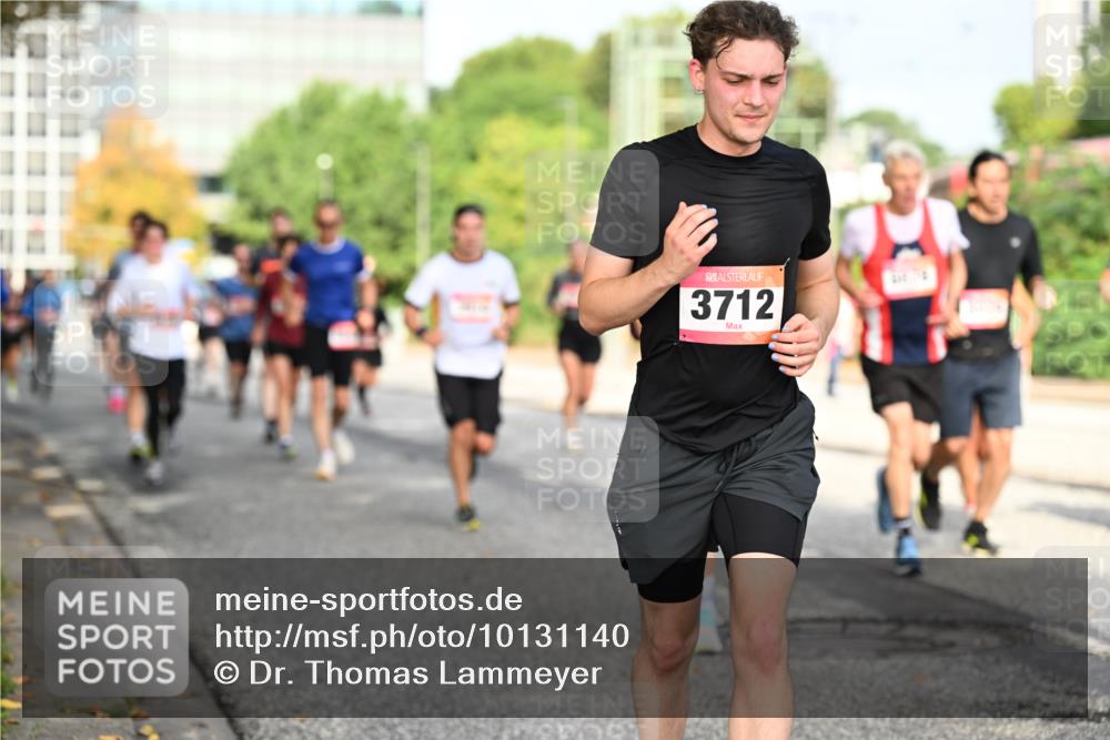 06.09.2026 - CURREX Alsterlauf Dr. Thomas Lammeyer http://msf.ph/oto/10131140 06.09.2026 09:54:07 Laufen 3712 meine-sportfotos.de