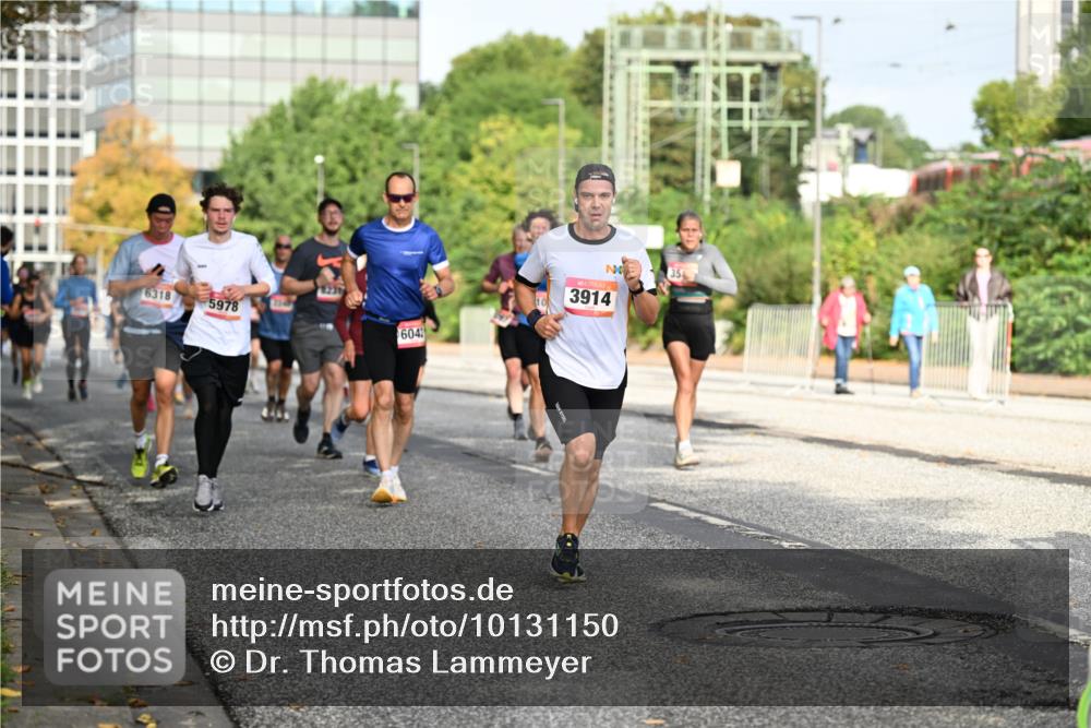 06.09.2026 - CURREX Alsterlauf Dr. Thomas Lammeyer http://msf.ph/oto/10131150 06.09.2026 09:54:08 Laufen 6318, 5978, 35, 6042, 3914 meine-sportfotos.de