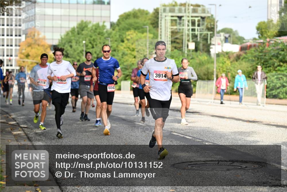 06.09.2026 - CURREX Alsterlauf Dr. Thomas Lammeyer http://msf.ph/oto/10131152 06.09.2026 09:54:08 Laufen 5318, 59, 823, 6042, 3914, 3514 meine-sportfotos.de